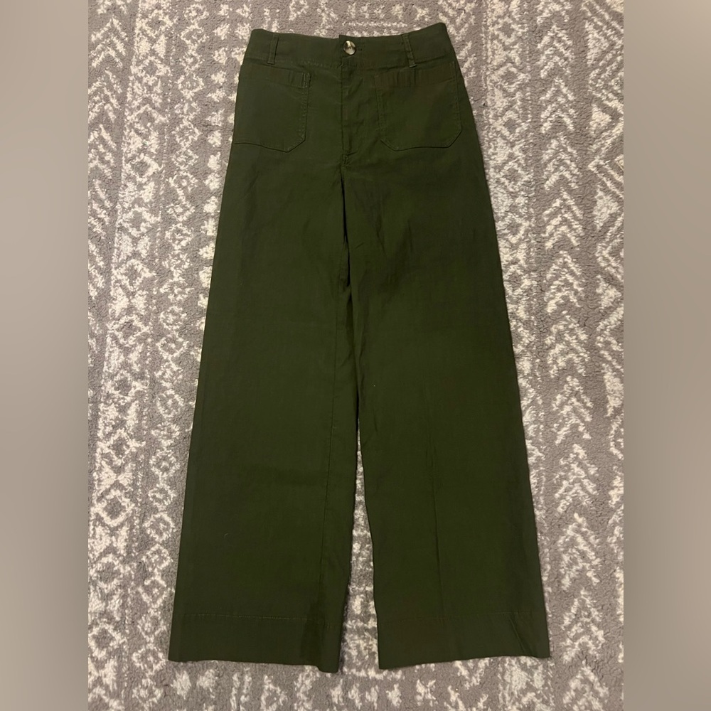 Maeve Wide-Leg Chinos in Olive Green size 27T
(D208)